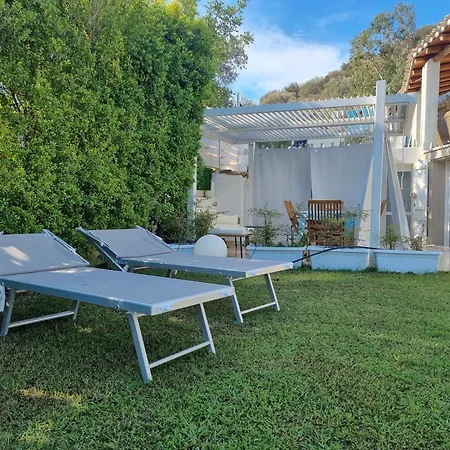Domus Istella 200 Meters From The Sea Appartement *