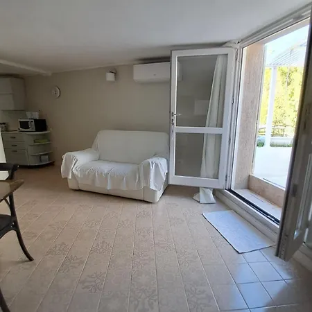 Domus Istella 200 Meters From The Sea شقة *
