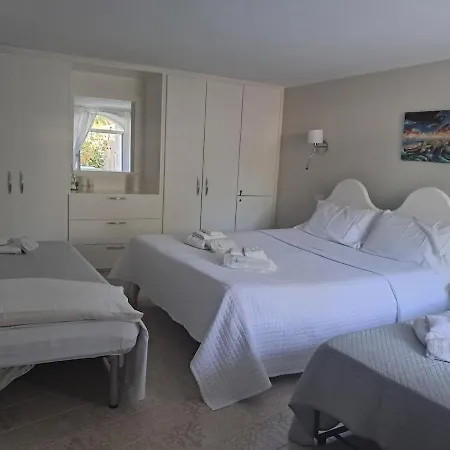 Domus Istella 200 Meters From The Sea Apartament