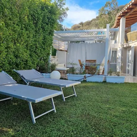 Domus Istella 200 Meters From The Sea