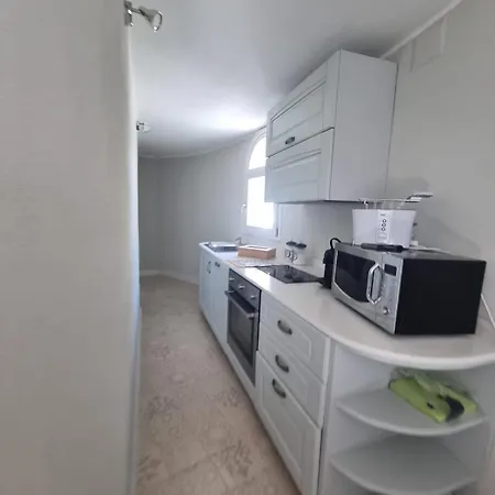 Domus Istella 200 Meters From The Sea